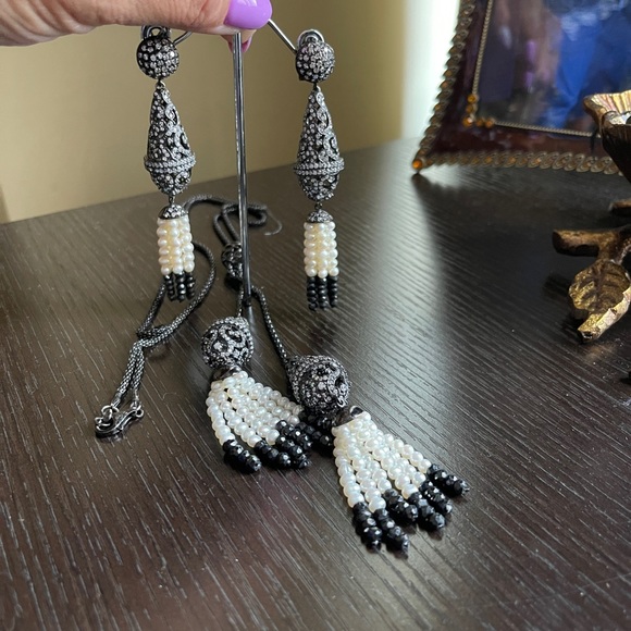 Pearl and Swarovski Crystal earrings necklace set